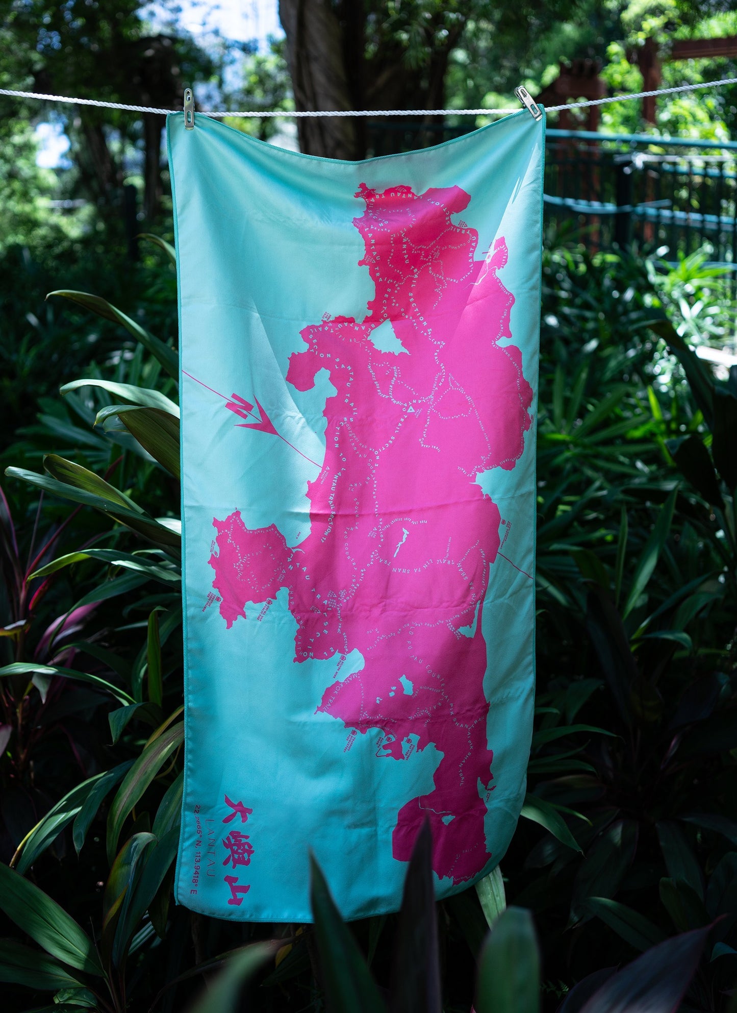 Lantau Sweat Towel Mint/Pink - tinyislandmaps