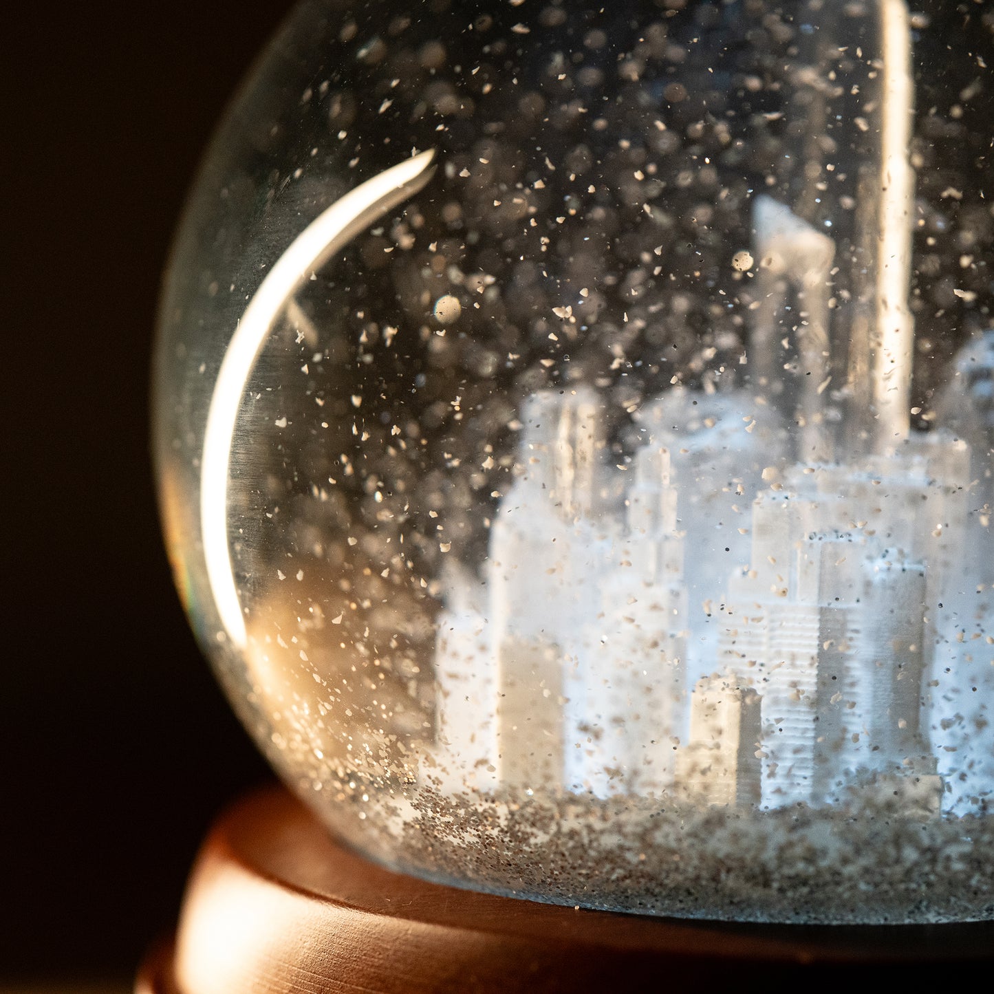 White Christmas H.K. Snow Globe