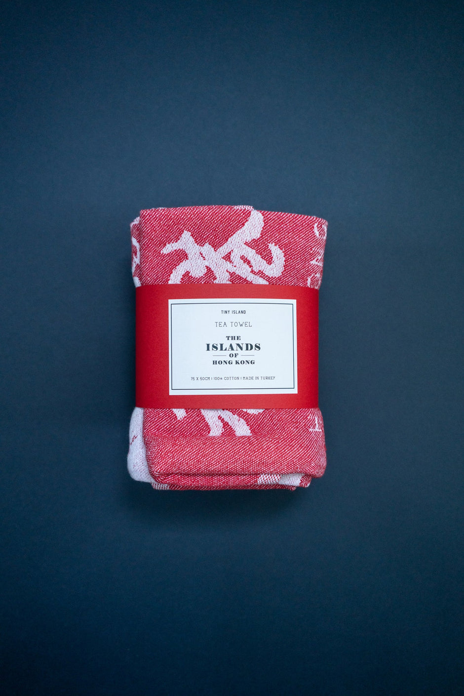 RED HOAKA TRAVEL TOWEL